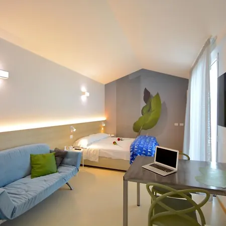 Prime Blue Suite - Appartamenti con jacuzzi privata-3